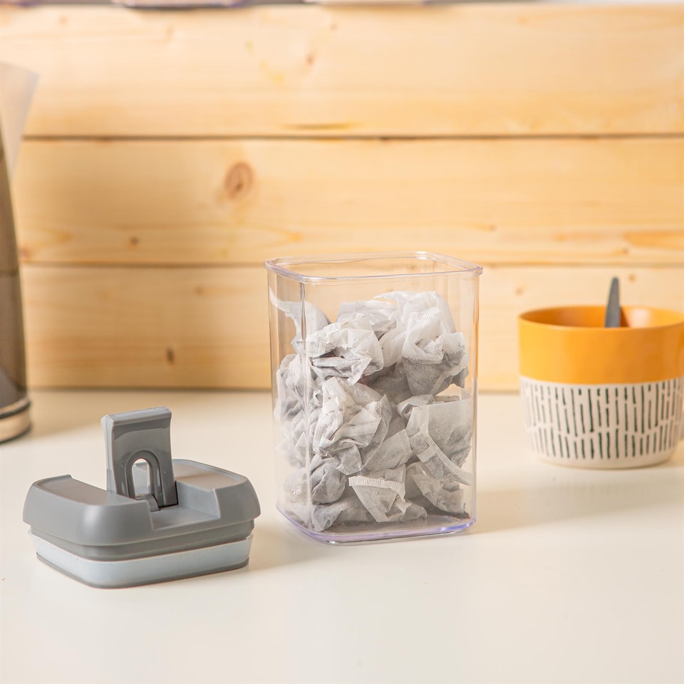 image 1 of Argon Tableware Flip Lock Plastic Food Storage Containers - 800ml - Grey - Pack of 6