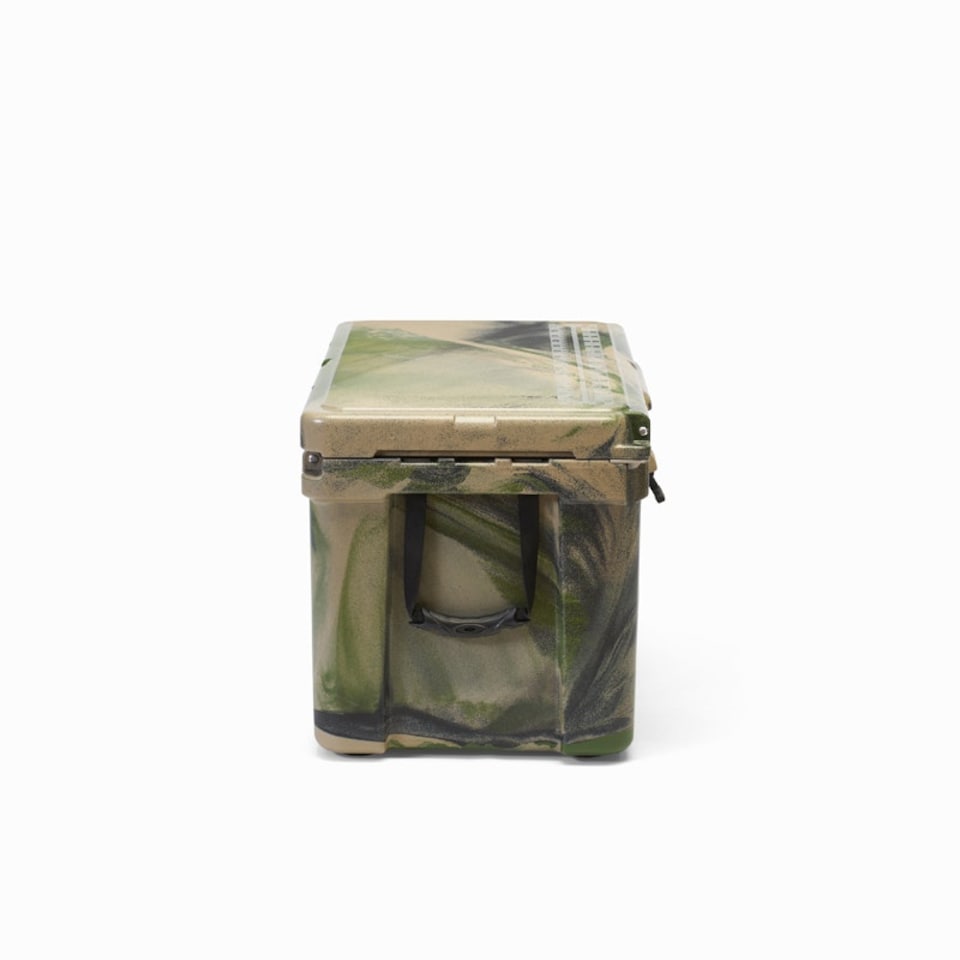 image 1 of Utoka Tow 70 Hard Cooler Cool Box - Rotomoulded LLDPE & Polyurethane foam - L44 x W85 x H45 cm - Camo Green
