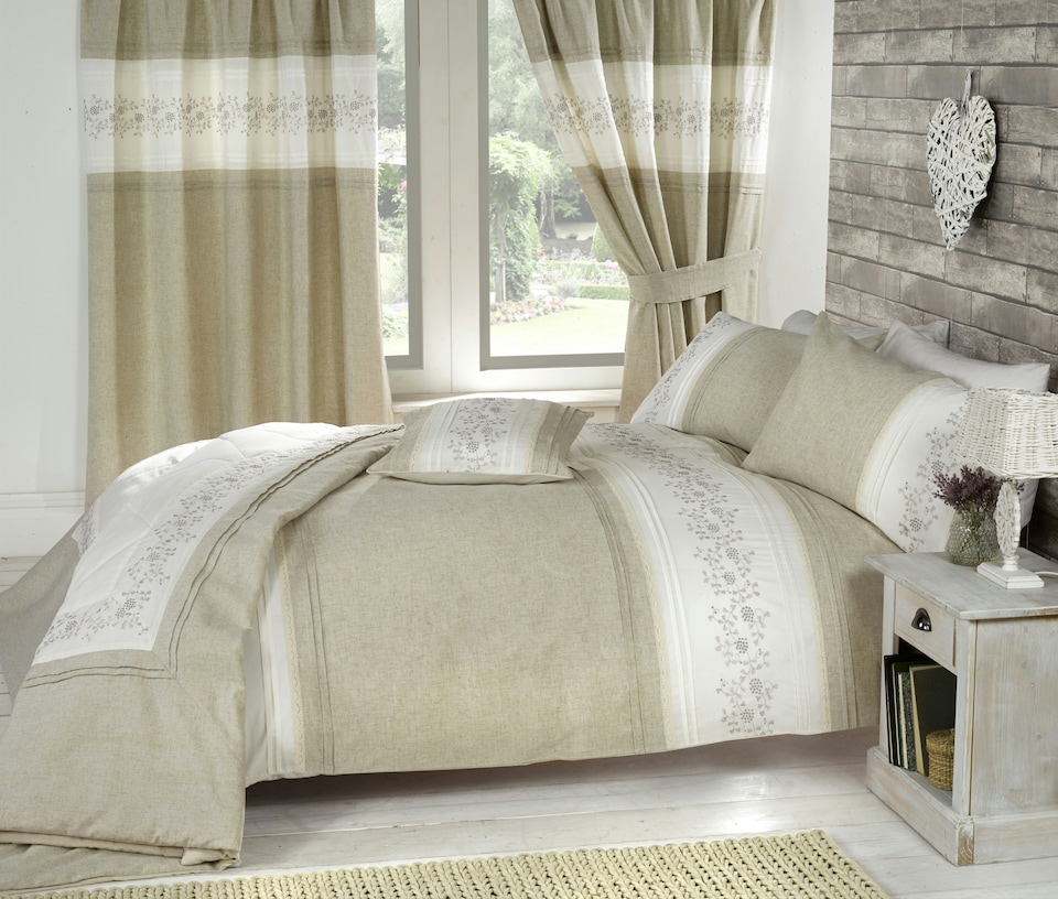 image 1 of Wildberry Polycotton Duvet Cover Set with Pillowcase | Brown | linen | Super King | 1
