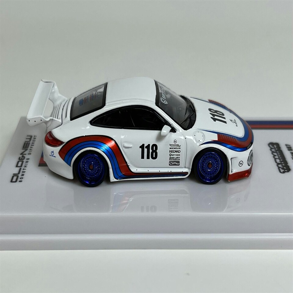 image 1 of Porsche Old & New 997 White #118 1:64 Tarmac Works T64TL053WRB