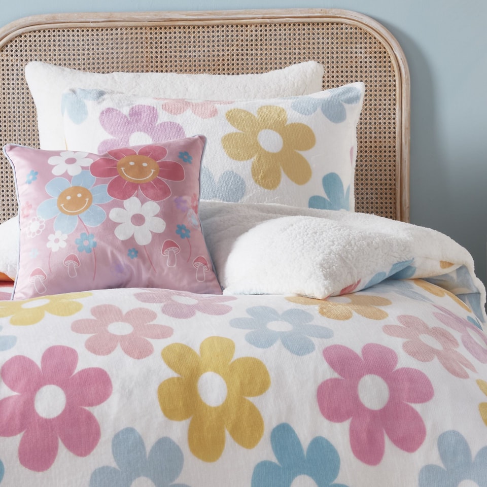 image 1 of Bedlam Retro Flower Duvet Cover Set Multi