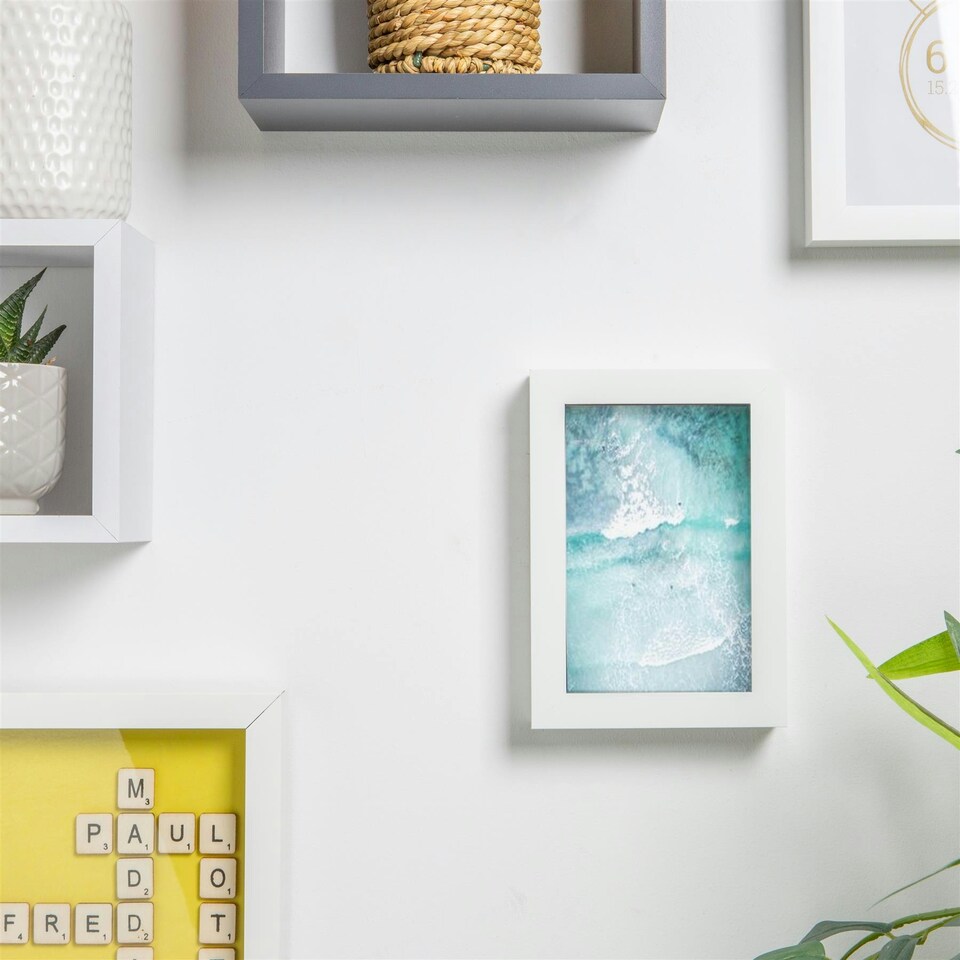 image 1 of Nicola Spring Photo Frame - 4'' x 6'' - White
