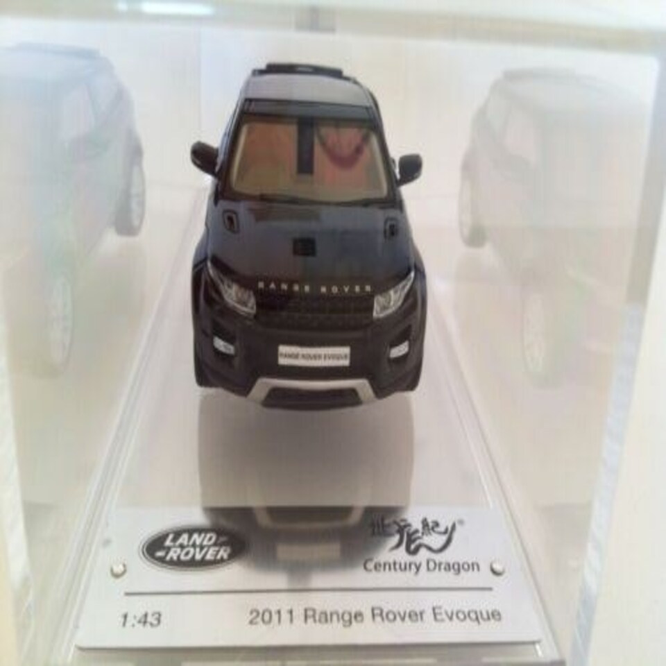 image 1 of Century Dragon Land Rover Evoque 2011 Santorini Black CDLR 1001 New Range