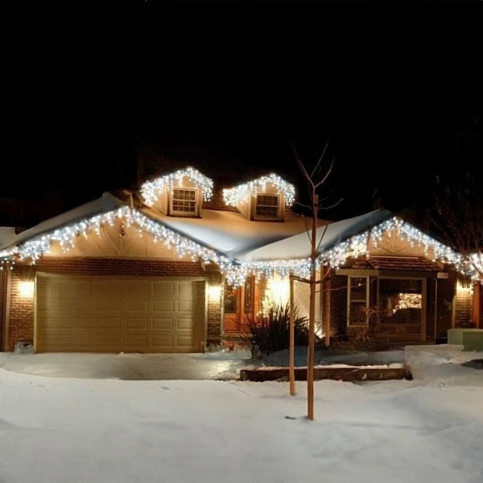 image 1 of 2.5m Bright Cool Ice White Connectable Icicle Lights 83 BATTERY Power LED 8 Modes Memory Timer Outdoor Weatherproof Christmas