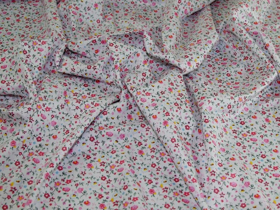 Pink 100% Cotton Fabric for Bag Making, Dressmaking, Quilting, 160cm / 62" Wide - per metre
