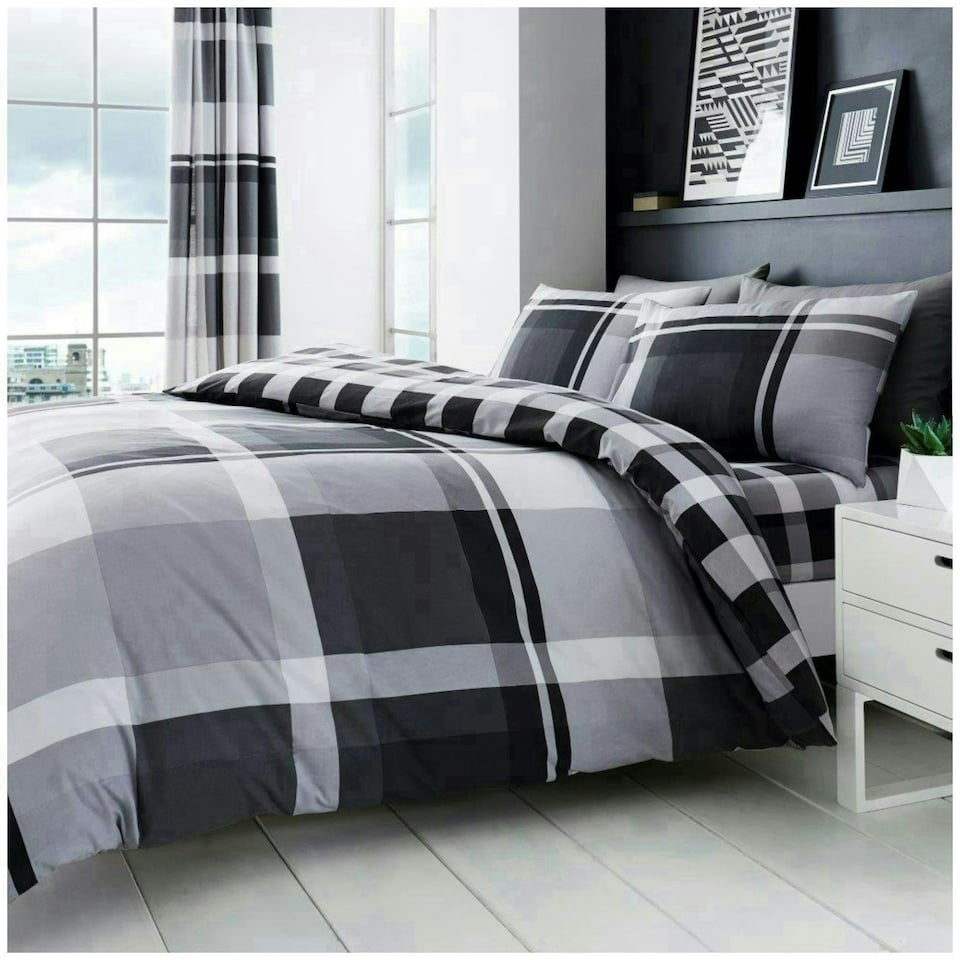 image 1 of VELVETIO Waverly Check Duvet Cover Set Reversible Polycotton Easy Care Beddings Purple | King