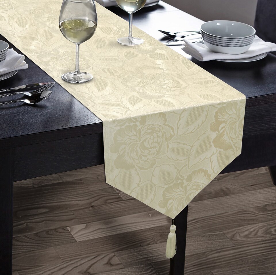 Kitchen Trends Rose Jacquard Table Runner