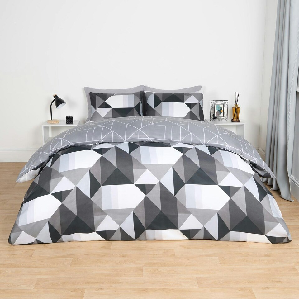 image 1 of OHS Mason Retro Geometric Reversible Print Duvet Cover and Pillowcase Bedding Set, Double - Black/White