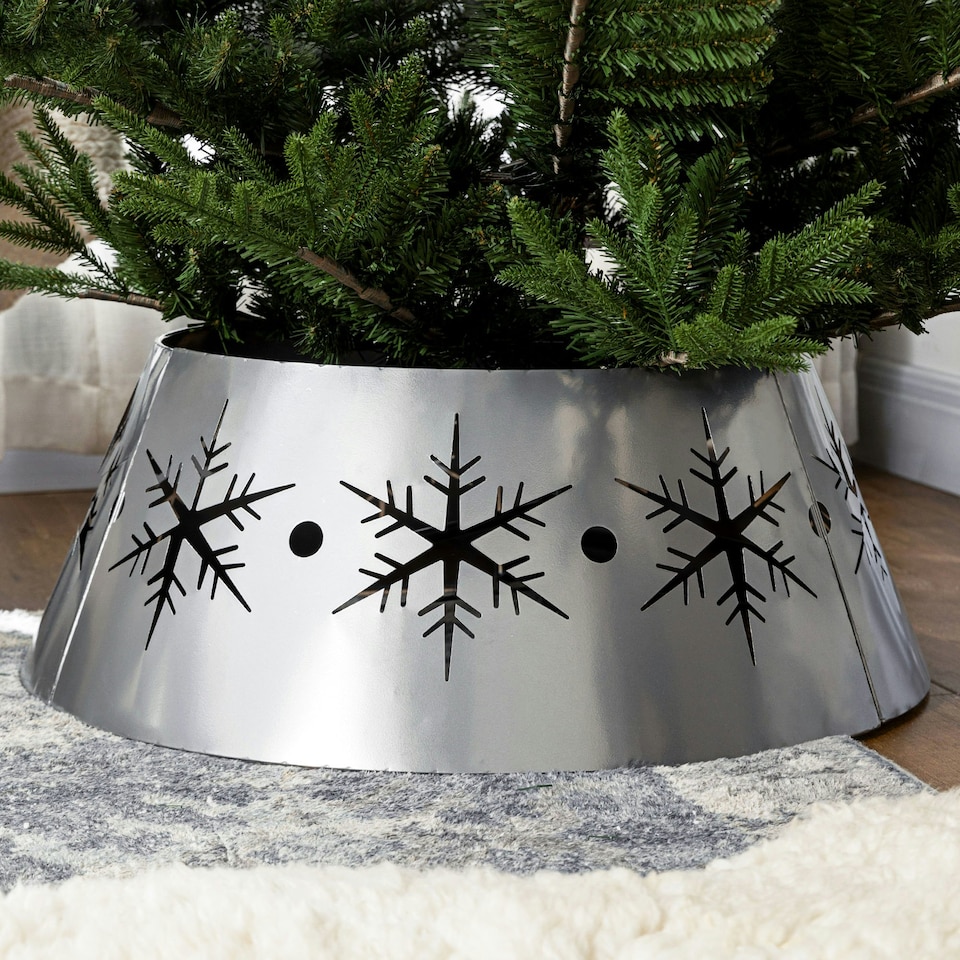 image 1 of HOMCOM Christmas Tree Base Cover with Hollow Snowflake Patterns Xmas Decoration