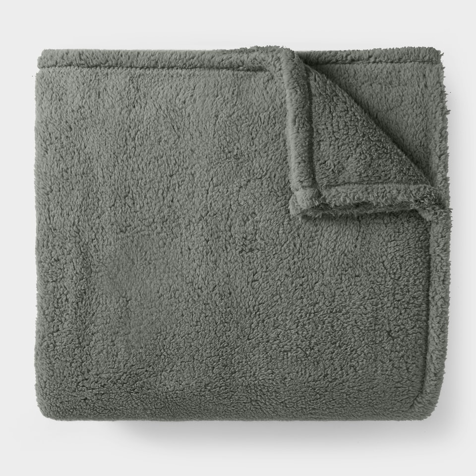 image 1 of OHS Teddy Fleece Soft Warm Plush Cosy Plain Dyed Throw Over Bed Blanket, 125x150cm Green | Evergreen