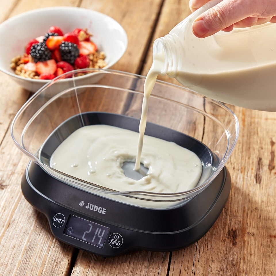 image 1 of Judge Vista 5kg Digital Kitchen Scale with Bowl
