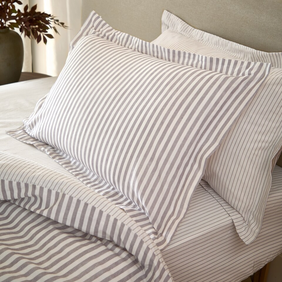 Yard Hebden Striped 100% Cotton Pillowcase Pair, Mauve