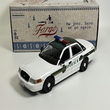 Fargo 2006 Ford Crown Victora 1:24 Scale Greenlight 84153