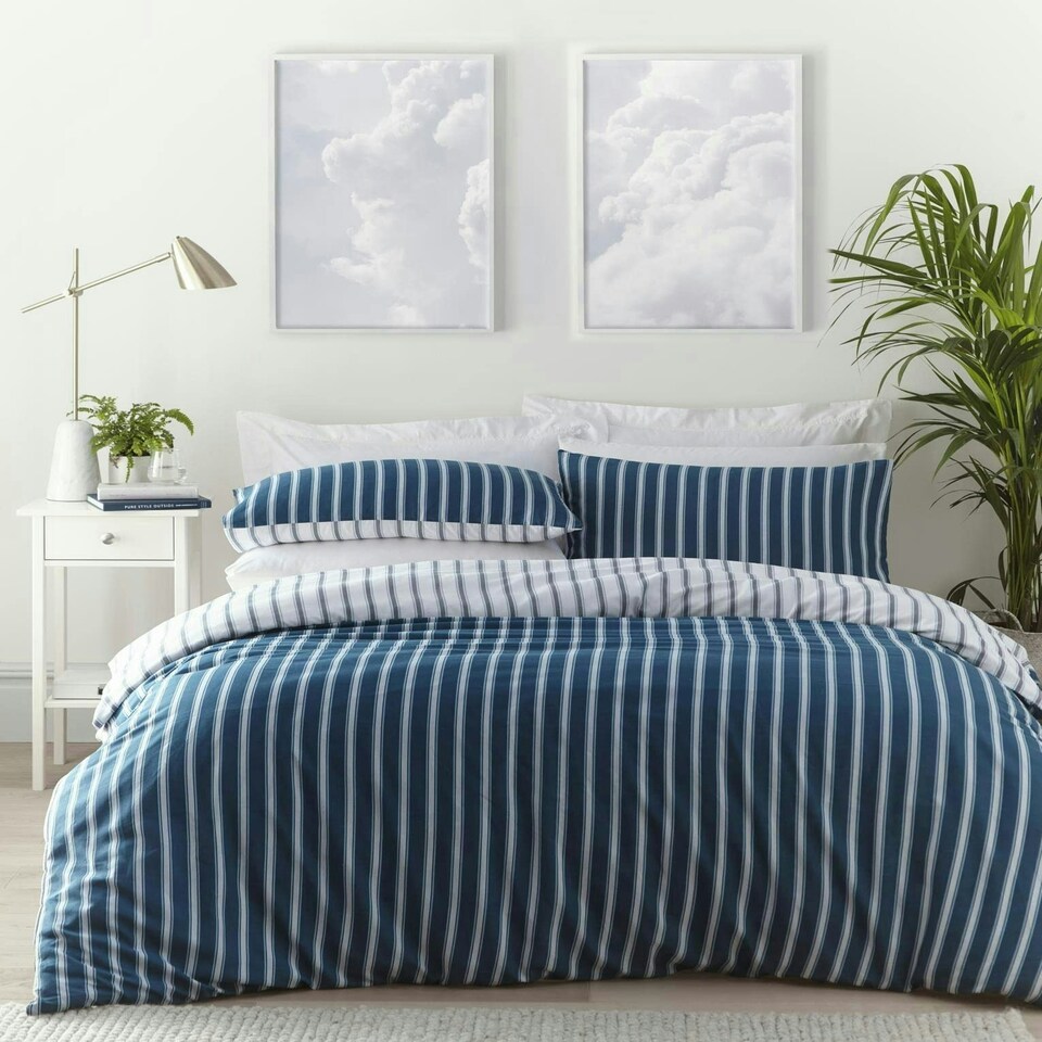 image 1 of Harvard Stripe Print Duvet Cover Set - King - Blue