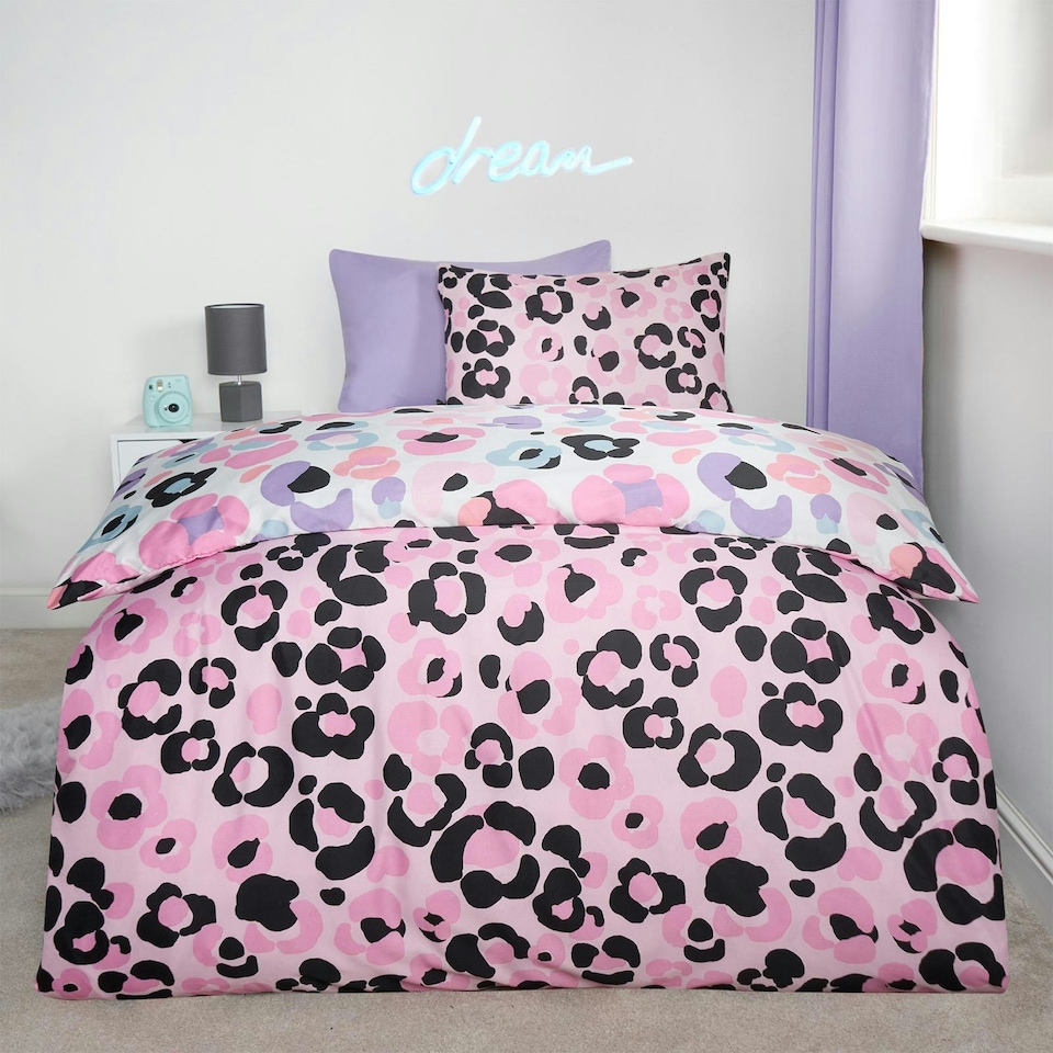image 1 of OHS Leopard Print Reversible Microfibre Duvet Cover and Pillowcase Set, Double - Pink/White