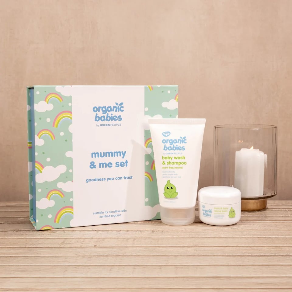 image 1 of Green People Organic Babies Mummy & Me Set Vegan Gifts 200ml