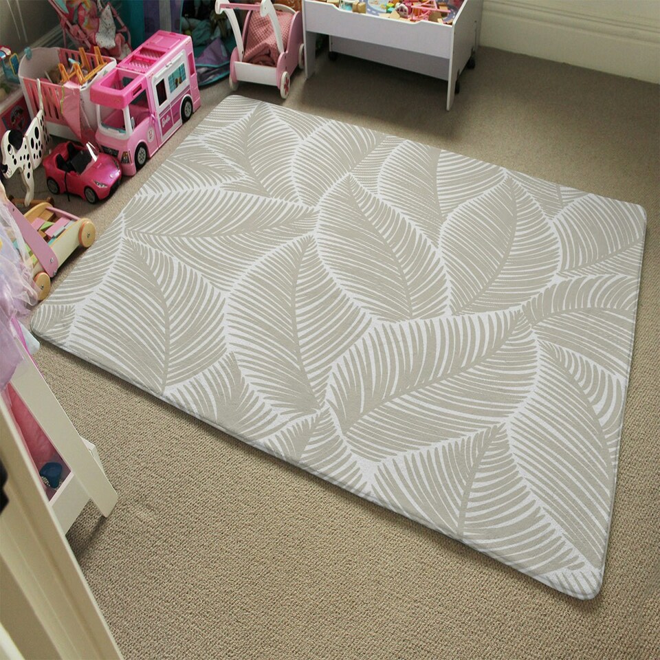 image 1 of beige leaves (Rug) Cream | XL