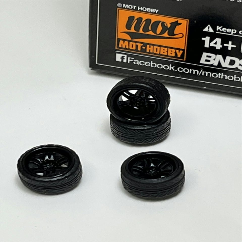 image 1 of BNDS Custom Wheel Parts Wheel and Tyre Set Gloss Black 1:64 MOT Hobby BC26403BK