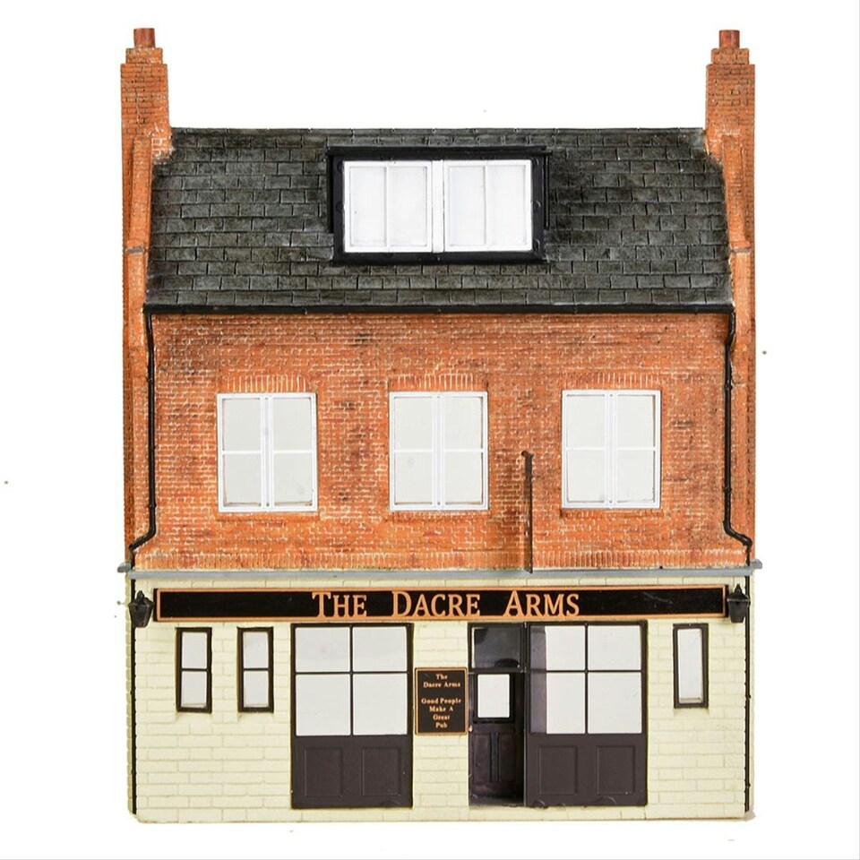 image 1 of Bachmann Scenecraft Low Relief Dacre Arms Pub (Pre-Built)