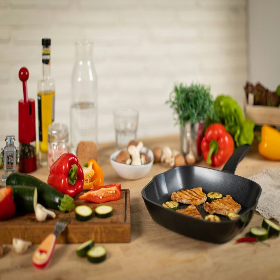 image 1 of Easy Induction Grill Pan 26 x 26cm
