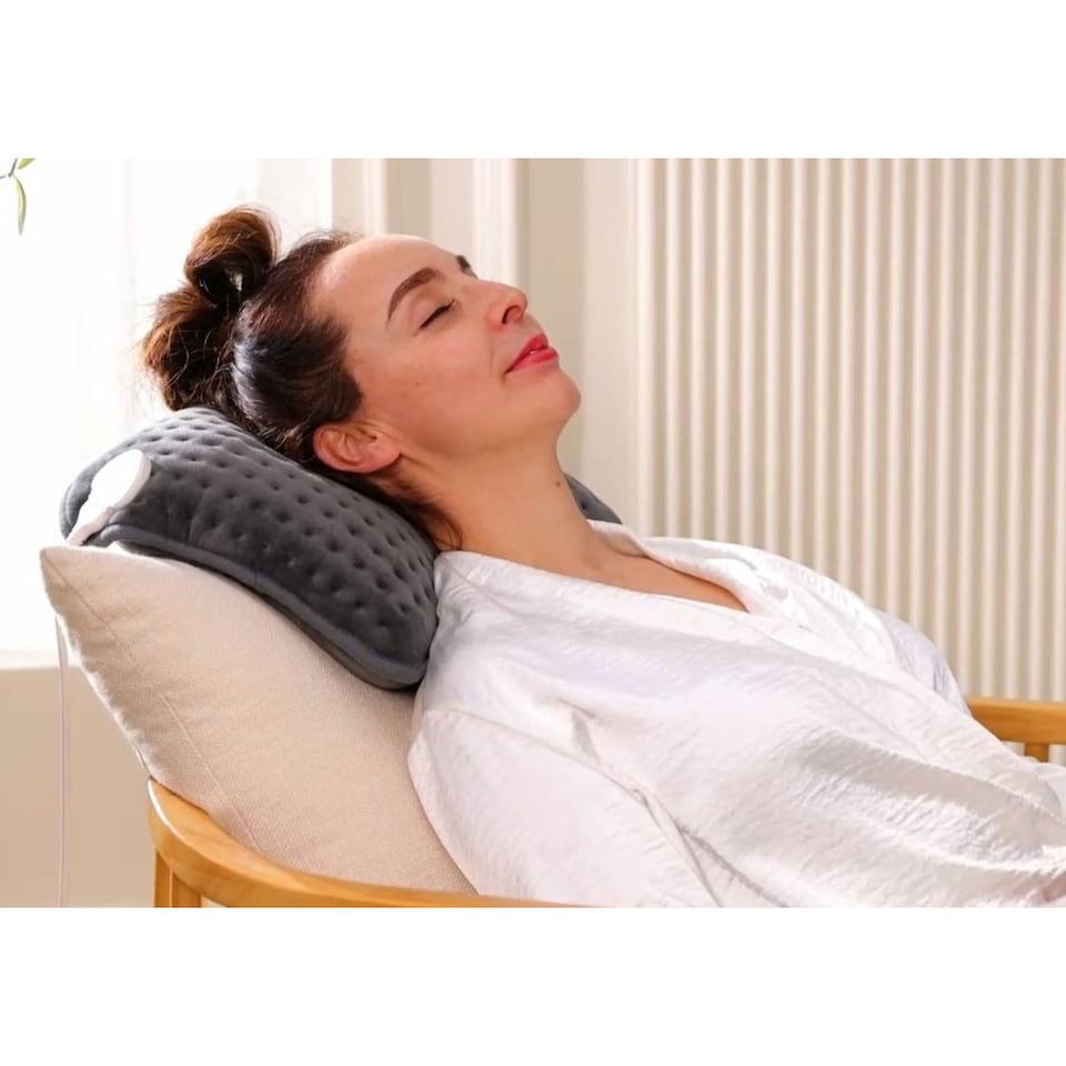 image 1 of Groundlevel Cosy Heat Portable Heated Cushion Comfortable Lightweight Portable