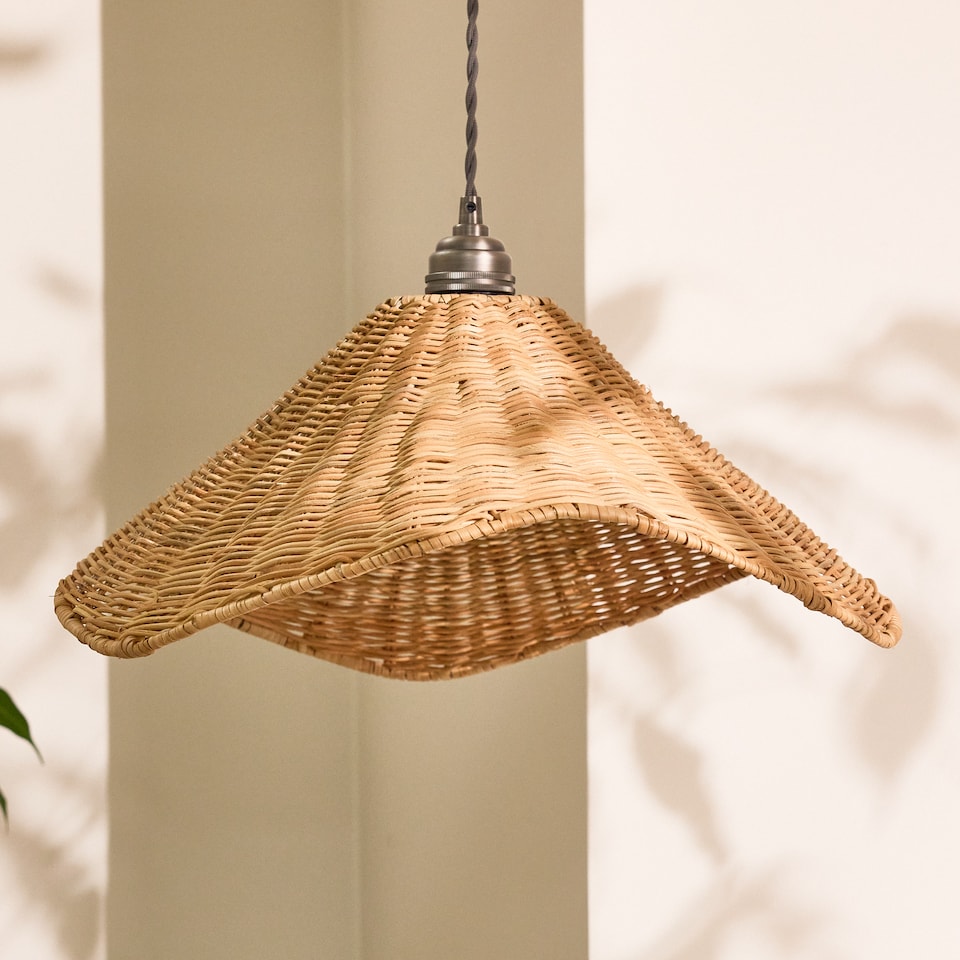 image 1 of Traditional Roscoe Rattan Scalloped Easy Fit Decor Ceiling Shade H19 x D44cm