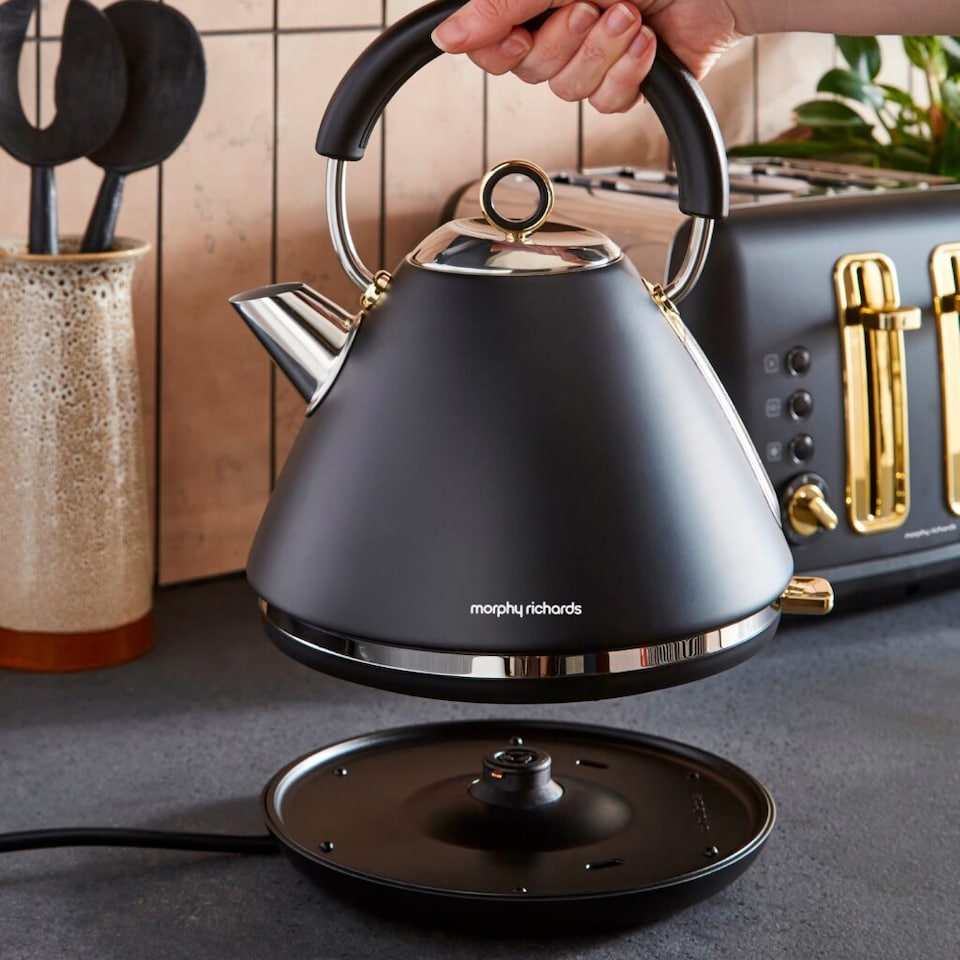 image 1 of MORPHY RICHARDS ACCENTS PYRAMID KETTLE BLACK