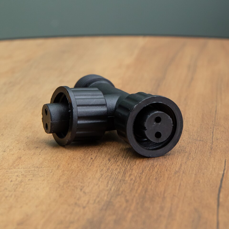 image 1 of 9cm x 10cm Black Plastic T Connector Max For Connectable Lights