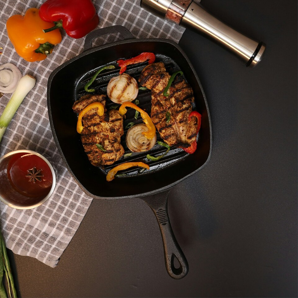 image 1 of Buckingham Pre-Seasoned Cast Iron Square Grill Skillet Pan  26 cm