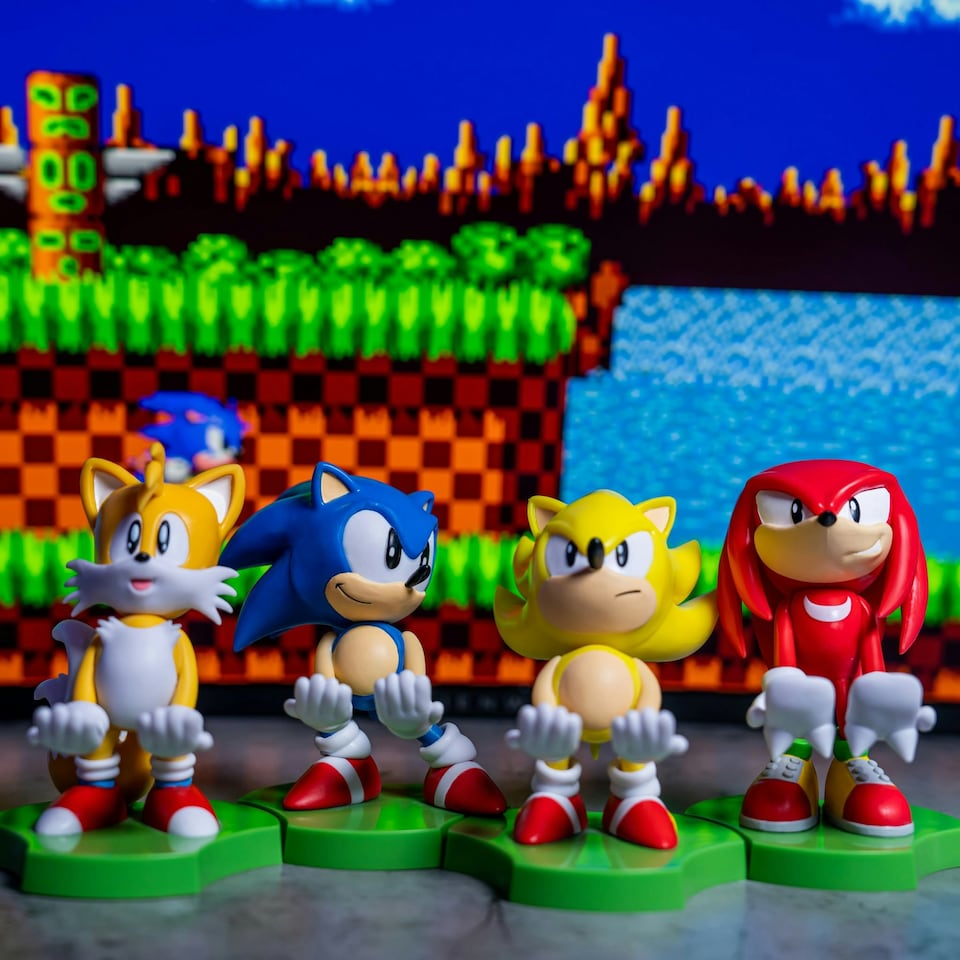 image 1 of Cable Guys Holdems Sonic The Hedgehog Super Mini Phone Stand and Device Holder Yellow