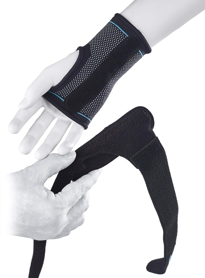 image 1 of Ultimate Performance Advanced Ultimate Compression Wrist Support With Splint, Small Black