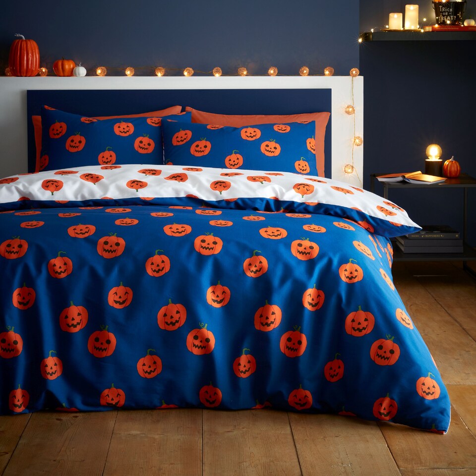 image 1 of Halloween Pumpkins Reversible Duvet Cover Set
