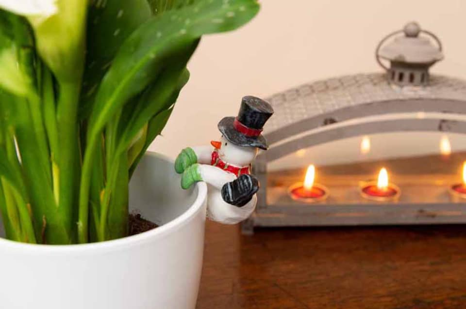 image 1 of Full Colour Snow Man Pot Buddy - L10.5 x W7.8 x H5.4 cm