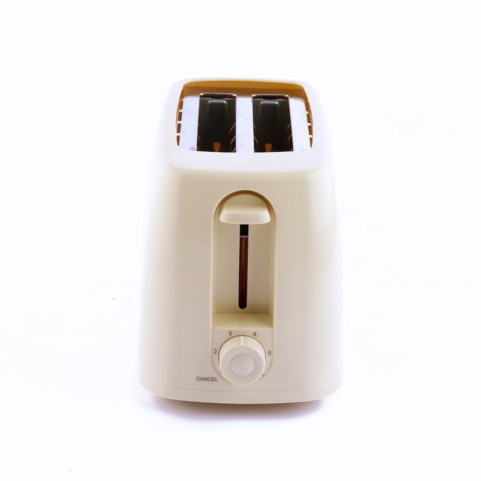 image 1 of Hamilton Beach Essential Kettle & Toaster Set Cream