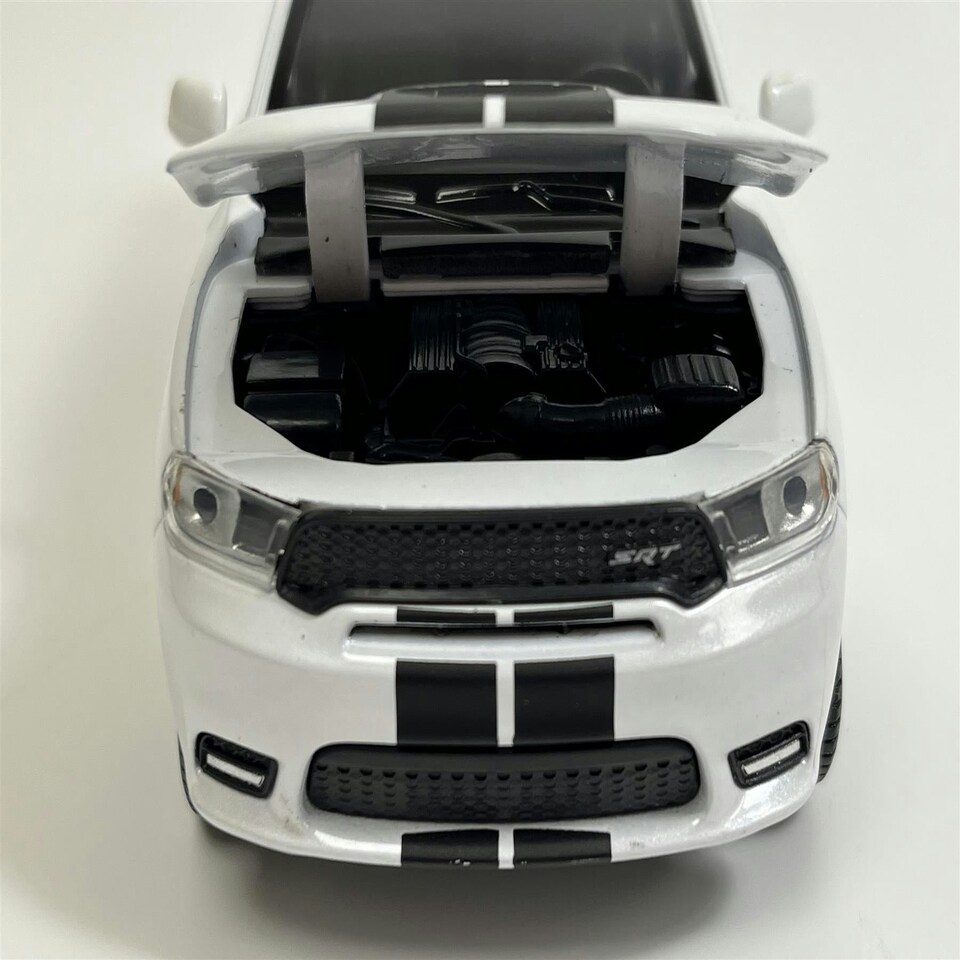 image 1 of Dodge Durango SRT White LHD 1:32 Scale Light & Sound Tayumo 32145021