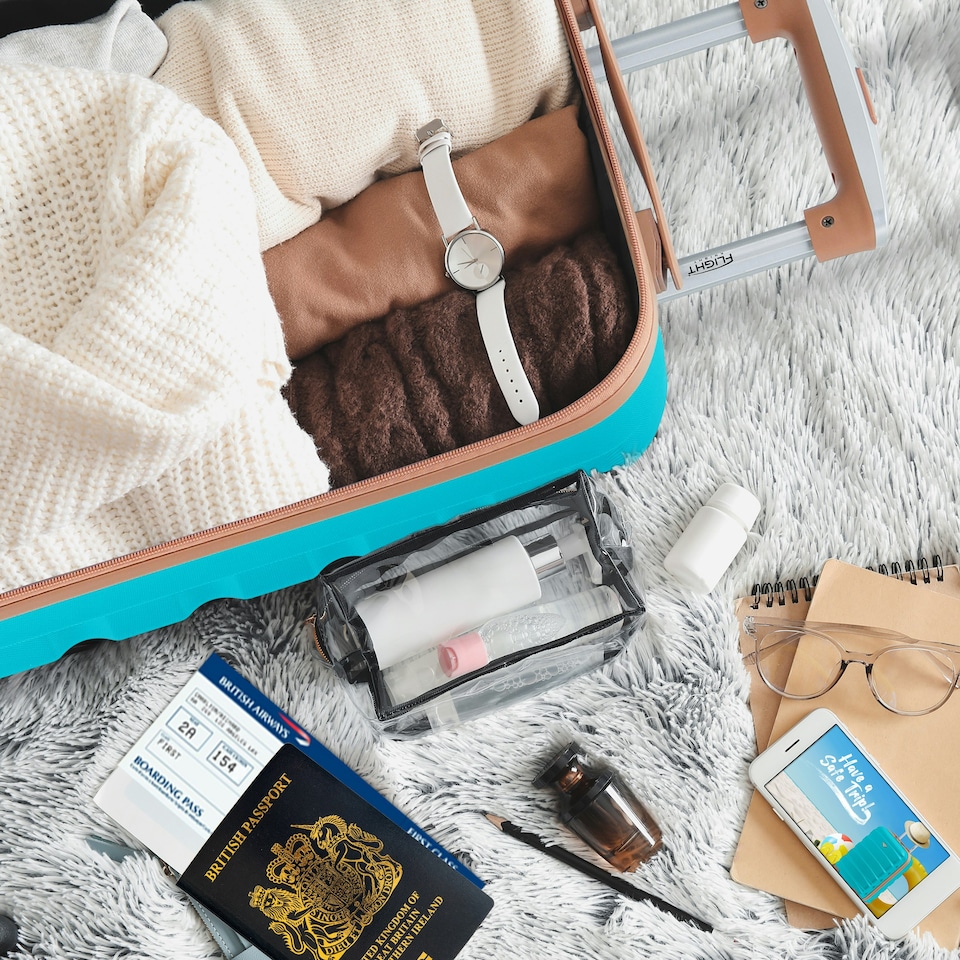 image 1 of Flight Knight 25" 4 Wheel ABS Hard Case Medium Suitcase 100+ Airlines Approved - easyJet, British Airways, Ryanair, Jet2, Emirates & Many More - Check-in | Blue | Aqua/Tan | Medium