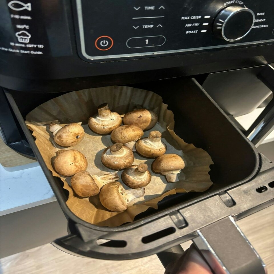 image 1 of Air Fryer Liners, Suitable For All Air Fryers | 4 Pack | Eco Green Living