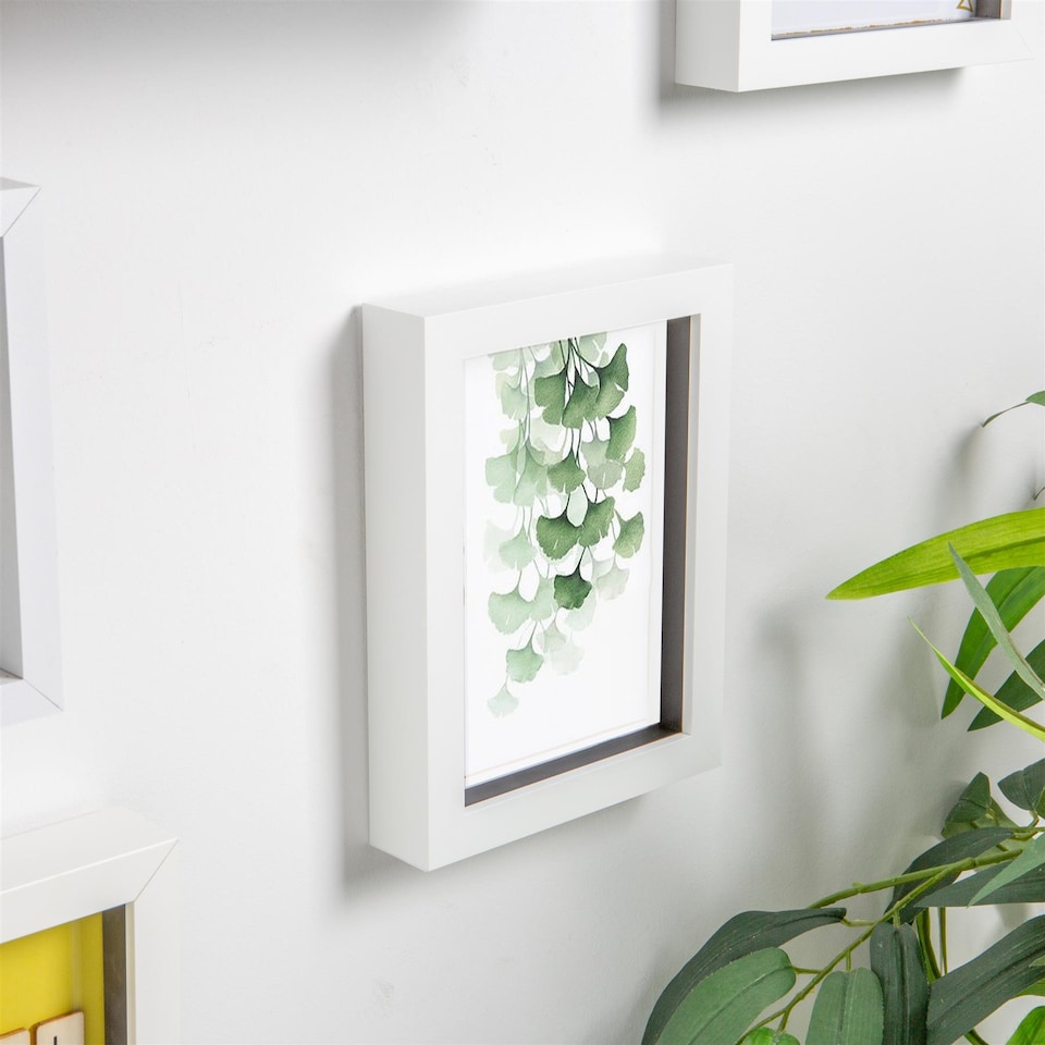 image 1 of Nicola Spring 5 x 7" Photo Frame - White - 3D Photo Frame Picture Frame Box Portrait Display Case (20 x 15cm)