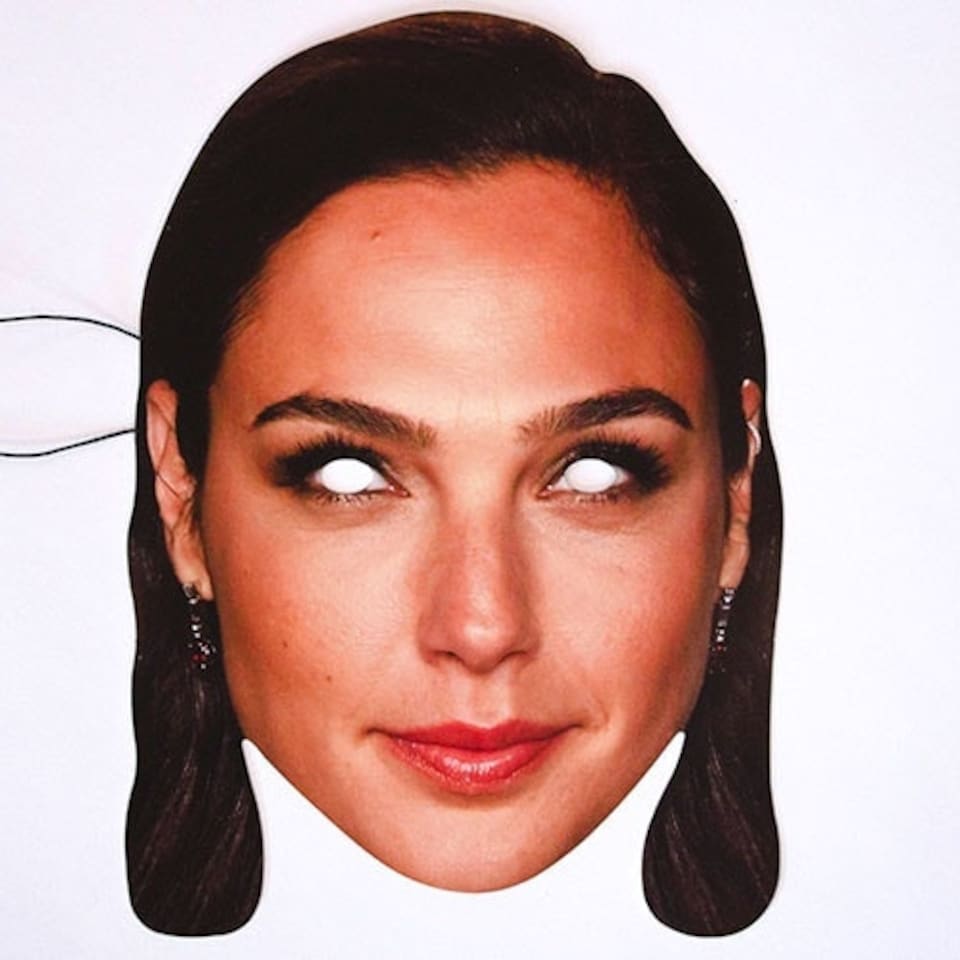 Gal Gadot Cardboard Face Mask