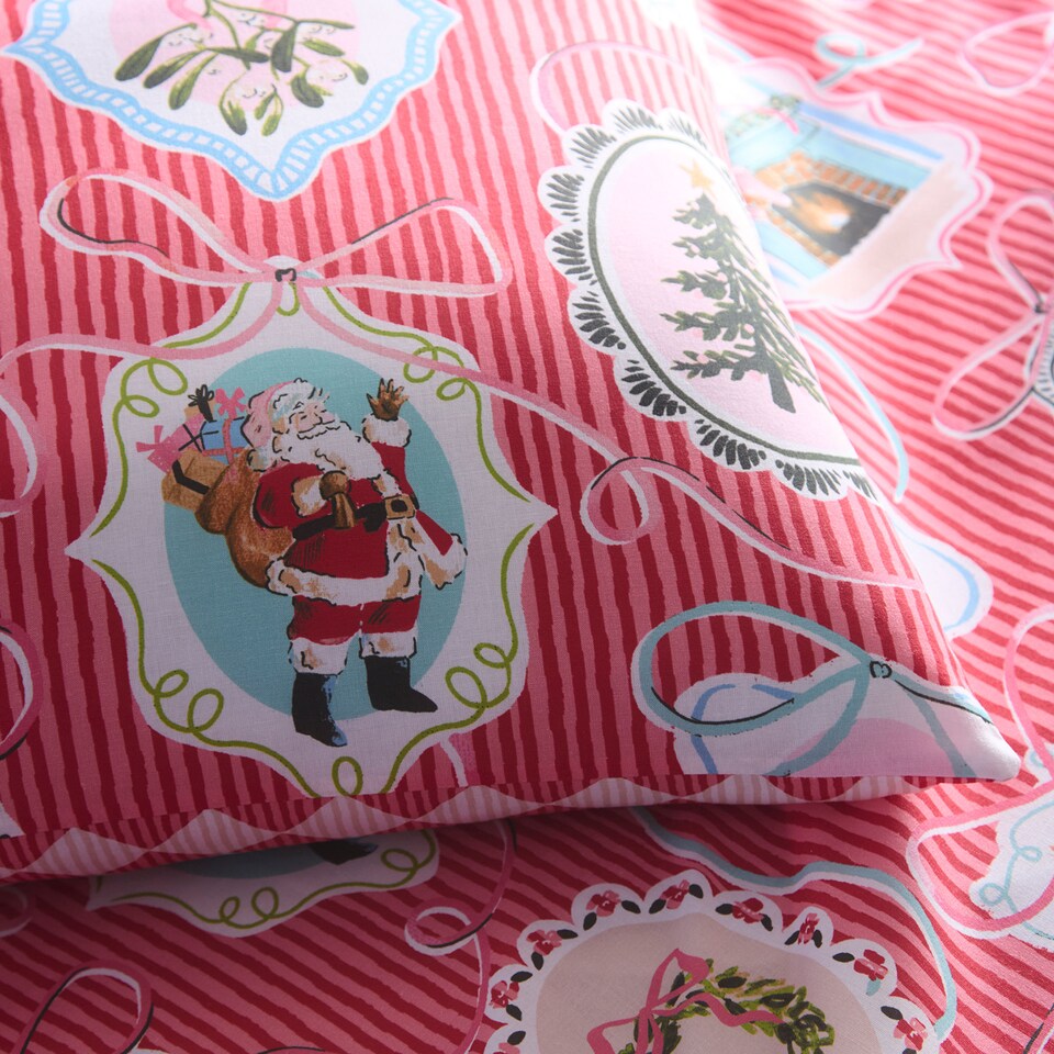 image 1 of Fusion Christmas Vintage Frames Duvet Cover Set Red