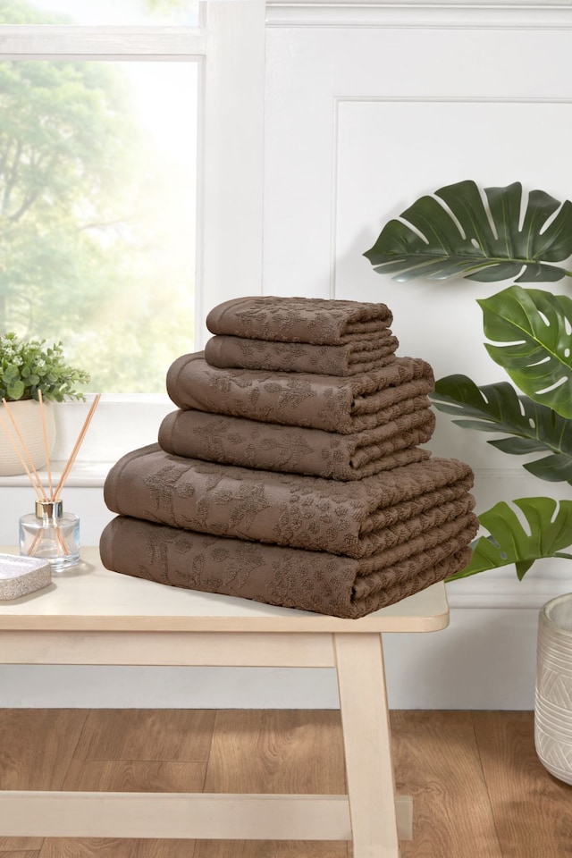 image 1 of Versailles Jacquard Cotton Bath Sheet Towels Set Of 2 | Brown | Bath sheet | 2