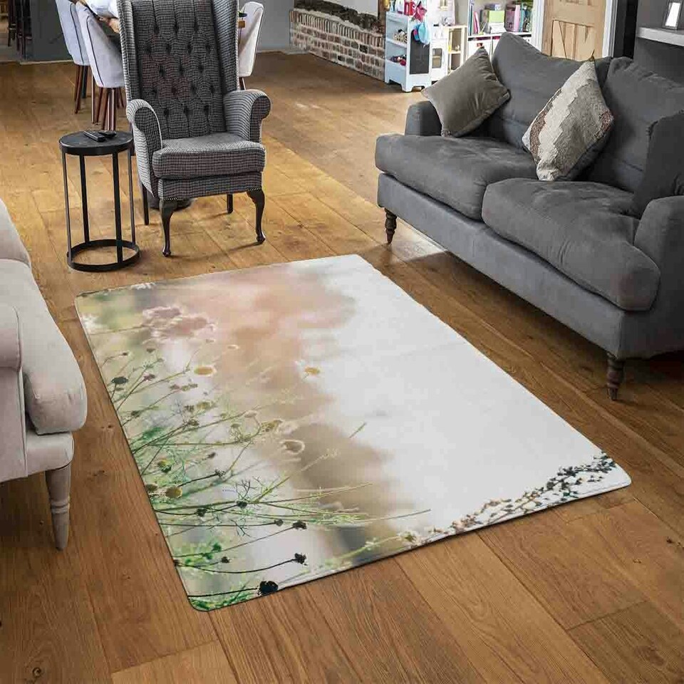 image 1 of Wild Daisies Rug White / L