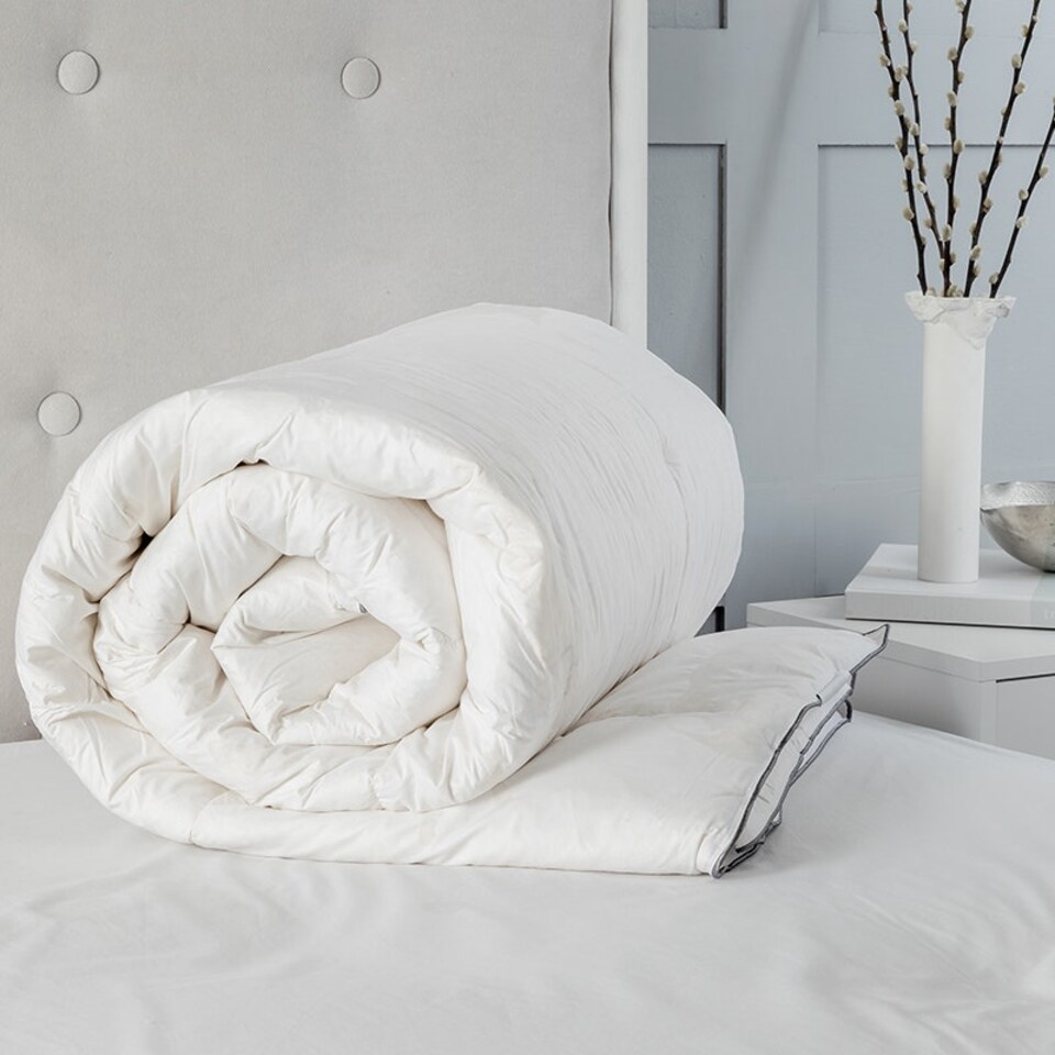 image 1 of Luxury 13.5 Tog Duck Feather And Down Duvet 100% Cotton Cover Double White