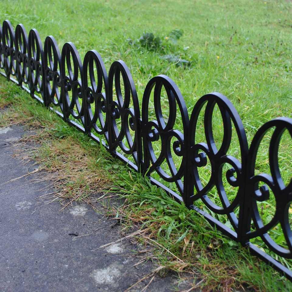 image 1 of Traditional Black Plastic Garden Lawn Edging (56cm x 30cm) - 5 Panels