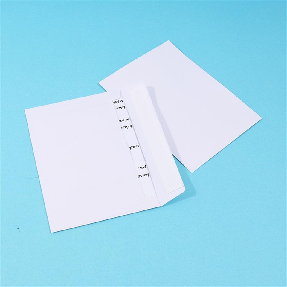 image 1 of Pack of 25 White Plain Paper Self-Adhesive Mailing Envelopes 11.4 x 16.2cm