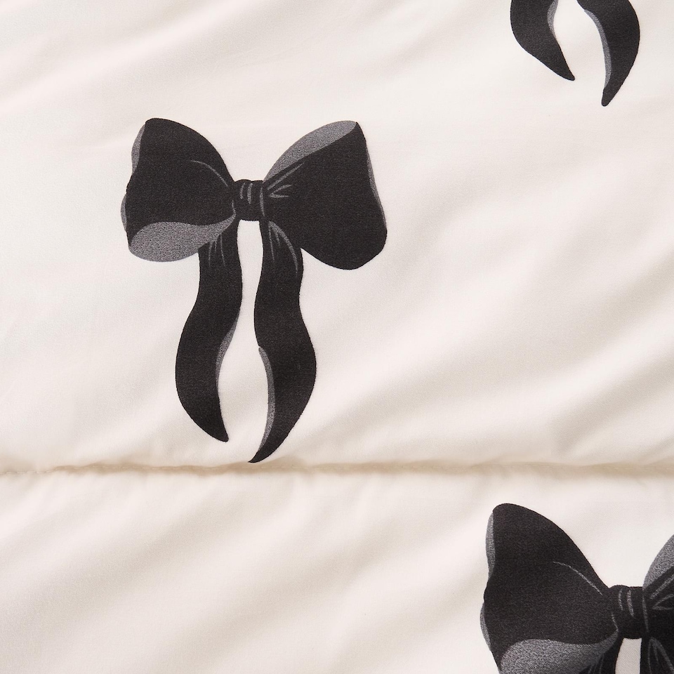 image 1 of OHS Bows 10.5 Tog Coverless Duvet with Pillowcase Bedding Set | White | Mono | Double