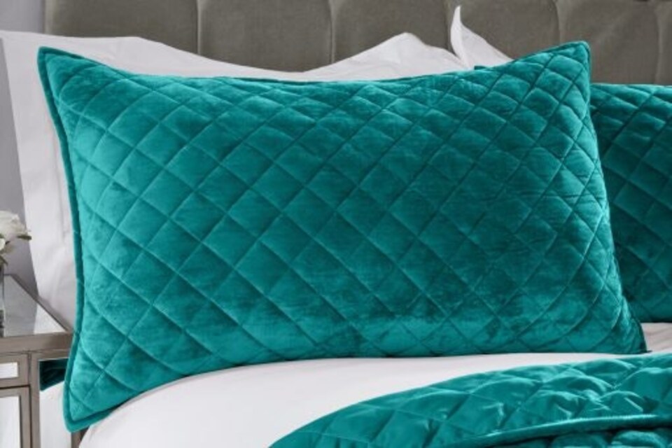 image 1 of Banbury Bedspread Emeral Green | Green | Green