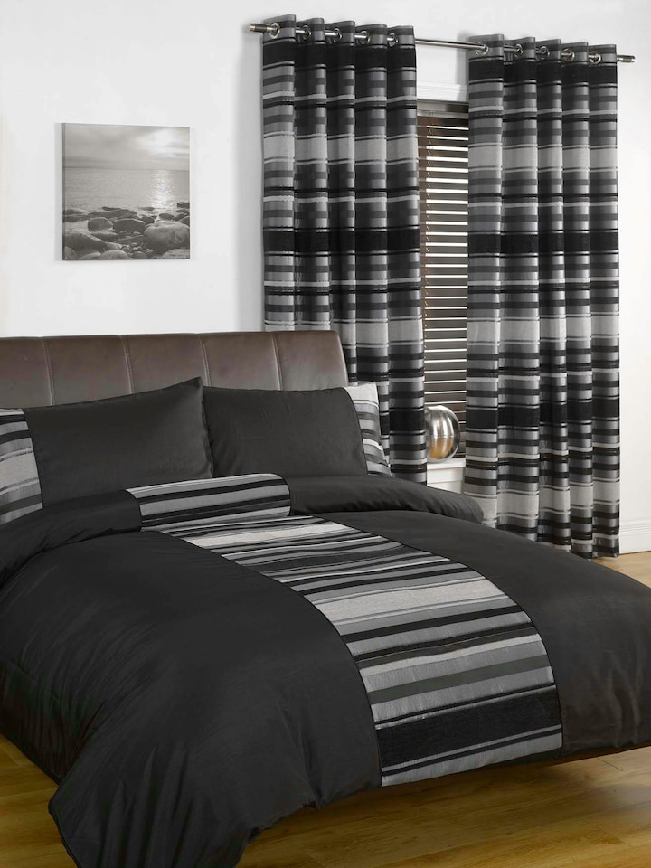 image 1 of New York Polycotton Duvet Cover Set with Pillowcase | Purple | King | 1