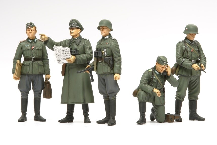 Tamiya German Field Commander Set (1:35 Scale)
