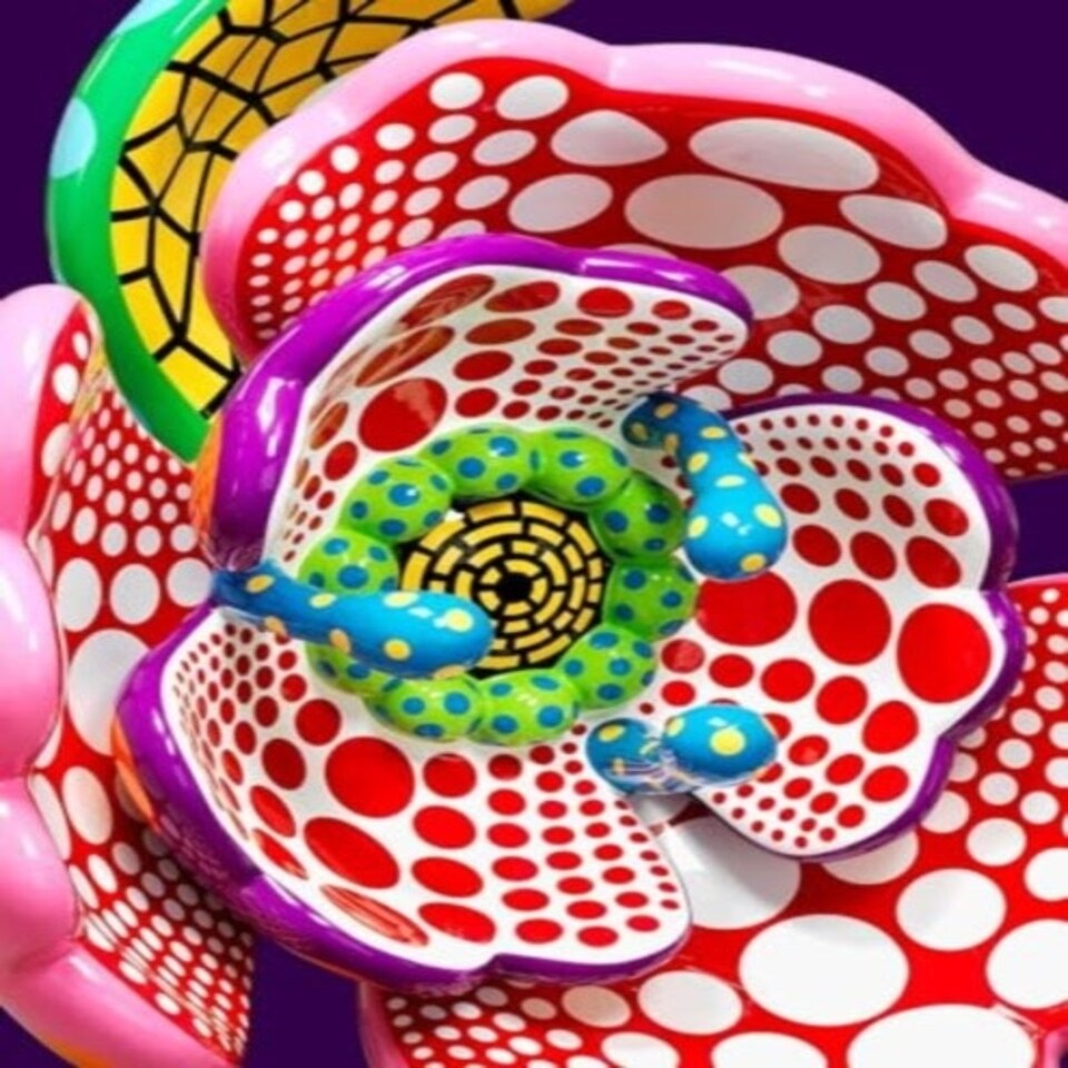 Yayoi Kusama I Spend Each Day Embracing